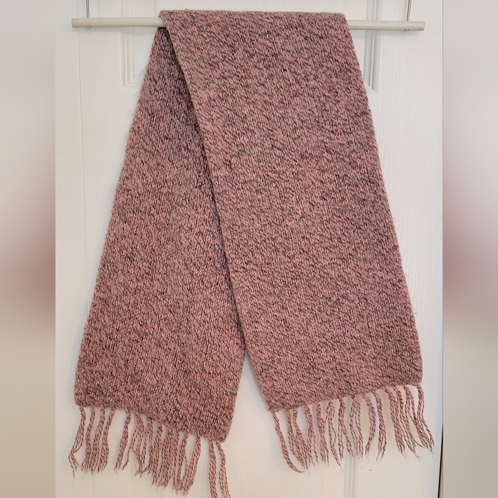 Wool scarf, pink and gray